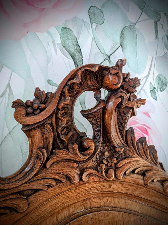 Queen Apartment ユルツェン エクステリア 写真