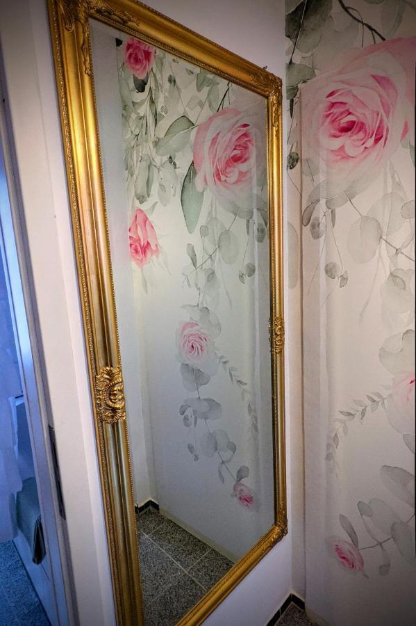 Queen Apartment ユルツェン エクステリア 写真