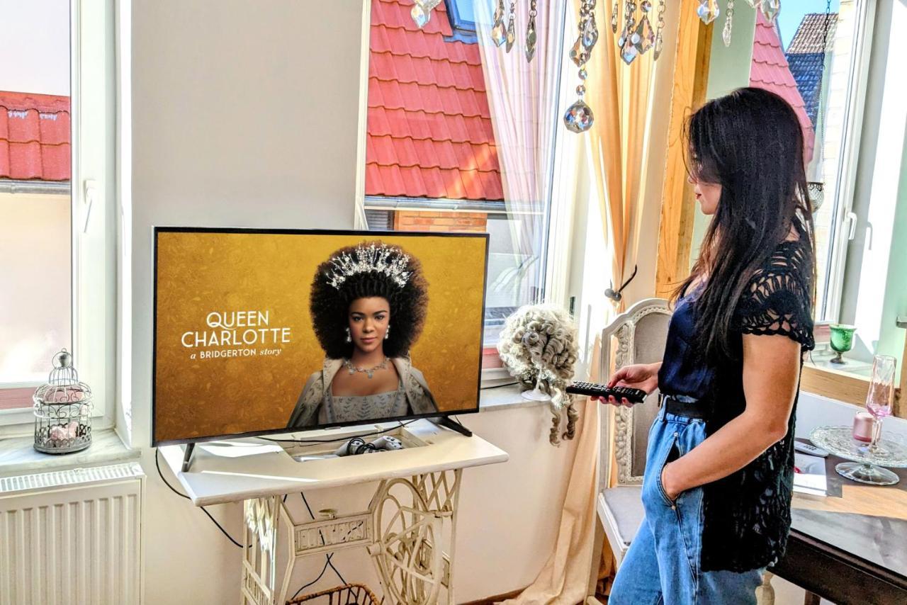 Queen Apartment ユルツェン エクステリア 写真